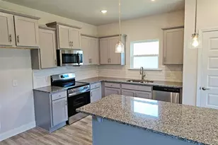 321 Angela Ave, Bowdon, GA 30108 - Photo 7