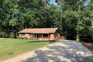 6103 Lake Lanier Heights Rd, Buford, GA 30518 - Photo 1