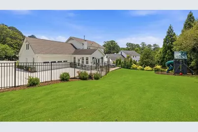 5266 Wynterhall Way, Dunwoody, GA 30338 - Photo 21