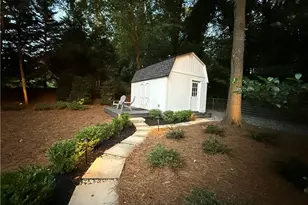 180 Burnett Way, Alpharetta, GA 30009 - Photo 9