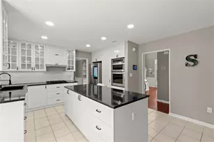 1384 Treewood Trail, Marietta, GA 30062 - Photo 11