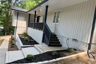 8986 Mandarin Dr, Jonesboro, GA 30236 - Photo 3