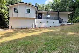 8986 Mandarin Dr, Jonesboro, GA 30236 - Photo 5