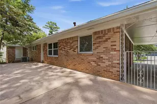 2140 Oakawana Dr NE, Atlanta, GA 30345 - Photo 7