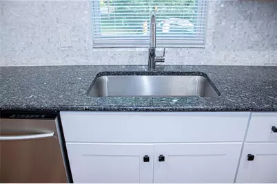 1962 Village Parkway, Smyrna, GA 30080 - Photo 13