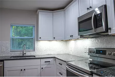 1962 Village Parkway, Smyrna, GA 30080 - Photo 15
