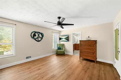 3701 Thornwood Way, Marietta, GA 30062 - Photo 19