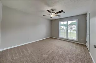 1096 Sham Pointe Dr, Lawrenceville, GA 30043 - Photo 17