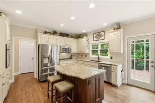 515 Lakewood Ct, Canton, GA 30114 - Photo 3