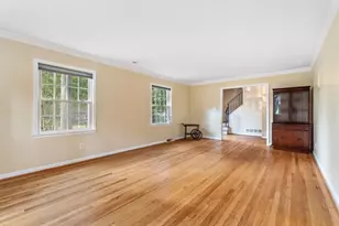 4259 Huntington Cir, Dunwoody, GA 30338 - Photo 5