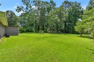 4854 Rosewood Dr SW, Lilburn, GA 30047 - Photo 15