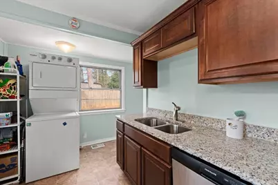 781 Bridgewater Street SW, Atlanta, GA 30310 - Photo 9