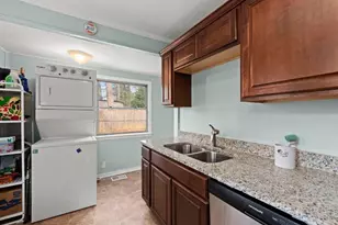 781 Bridgewater St SW, Atlanta, GA 30310 - Photo 9