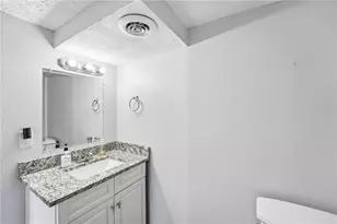 585 Westchester Cir SW, Marietta, GA 30064 - Photo 37