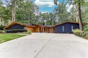 3065 Brookview Dr, Marietta, GA 30068 - Photo 1