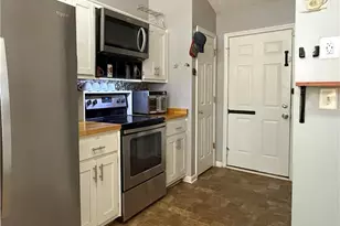 4359 Saddlewood Ct, Gillsville, GA 30543 - Photo 5