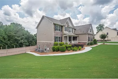 1664 Maes Overlook, Loganville, GA 30052 - Photo 5