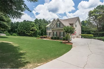 1664 Maes Overlook, Loganville, GA 30052 - Photo 3