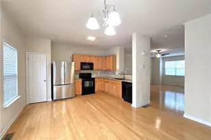 2104 Meadow Peak Rd, Duluth, GA 30097 - Photo 9