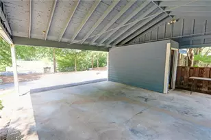 6408 Deerings Ln, Peachtree Corners, GA 30092 - Photo 29