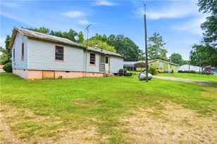 535 Kent Rd, Bowdon, GA 30108 - Photo 17