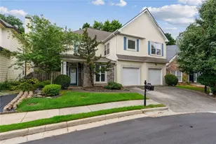 1366 Brookhaven Village Cir NE, Brookhaven, GA 30319 - Photo 43