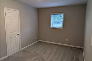 5582 Mulberry St, Flowery Branch, GA 30542 - Photo 13