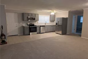5582 Mulberry St, Flowery Branch, GA 30542 - Photo 5