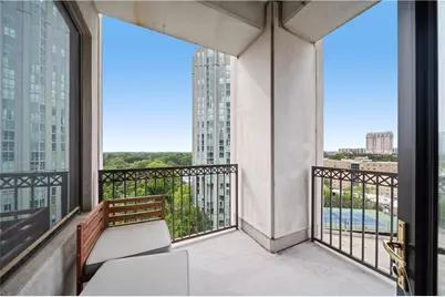 2828 Peachtree Road NW #1204, Atlanta, GA 30305 - Photo 19