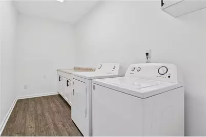 9200 Brave Court, Jonesboro, GA 30236 - Photo 17