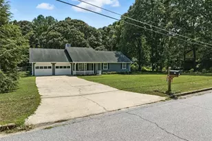 111 Brownsmill Dr, Grayson, GA 30017 - Photo 3