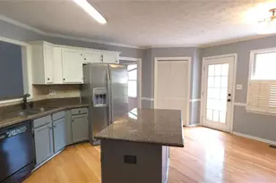 736 Jamie Way NE, Woodstock, GA 30188 - Photo 7