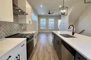 1251 Cushenberry Ln, Atlanta, GA 30318 - Photo 5