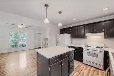 2635 Meadow Bend Court, Duluth, GA 30096 - Photo 3