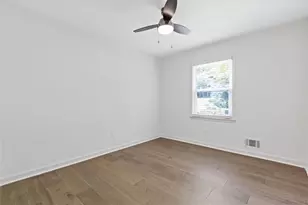 1785 Pierce Arrow Pkwy, Tucker, GA 30084 - Photo 19