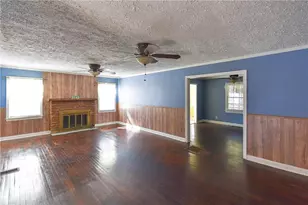 3049 Cloverhurst Dr, Atlanta, GA 30344 - Photo 3