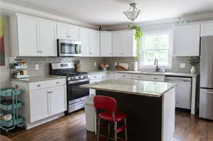 1225 Dewberry Ln, Canton, GA 30114 - Photo 5