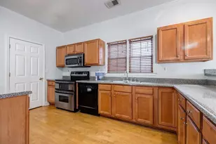 2310 Hosea L Williams Dr NE, Atlanta, GA 30317 - Photo 9