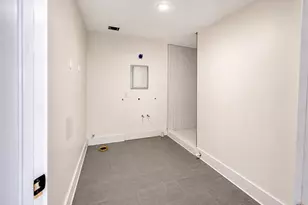 907 Hank Aaron Dr SW, Atlanta, GA 30315 - Photo 5