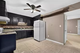 19 Peyton Pl SW, Atlanta, GA 30311 - Photo 7