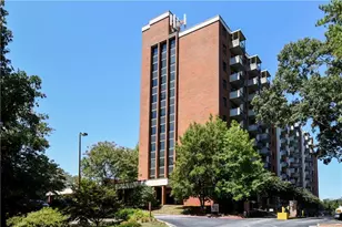 300 Johnson Ferry Road NE, Atlanta, GA 30328 - Photo 29