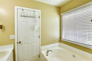 3905 Michaels Creek Way, Loganville, GA 30052 - Photo 21