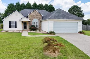 3905 Michaels Creek Way, Loganville, GA 30052 - Photo 3