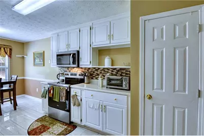 3905 Michaels Creek Way, Loganville, GA 30052 - Photo 15