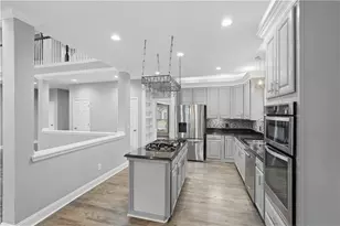 160 Treadstone Overlook, Suwanee, GA 30024 - Photo 9