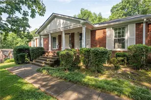 206 Sherwood Dr, Calhoun, GA 30701 - Photo 3