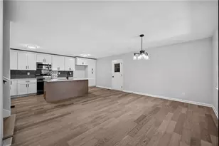 2273 Ivy Crest Dr, Buford, GA 30519 - Photo 5