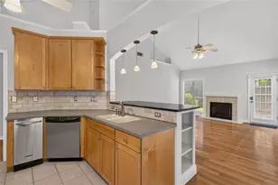 3525 Berkeley Park Ct, Duluth, GA 30096 - Photo 7