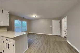 1100 Lake Dr, Roswell, GA 30075 - Photo 5
