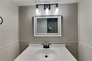 1100 Lake Dr, Roswell, GA 30075 - Photo 23